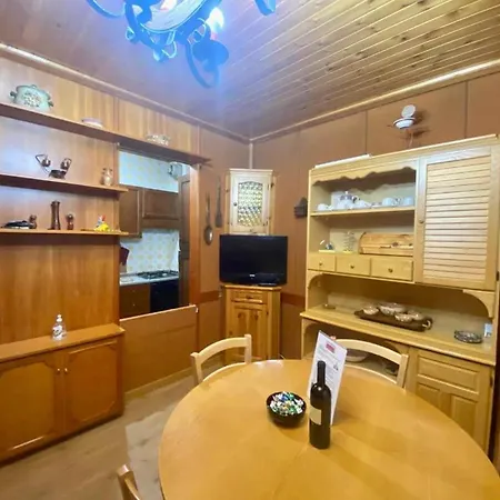 Apartment Altair Via Roma 13 *