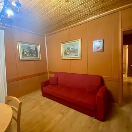 Apartment Altair Via Roma 13 *